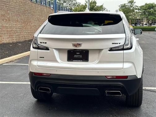 2023 Cadillac XT4 Sport