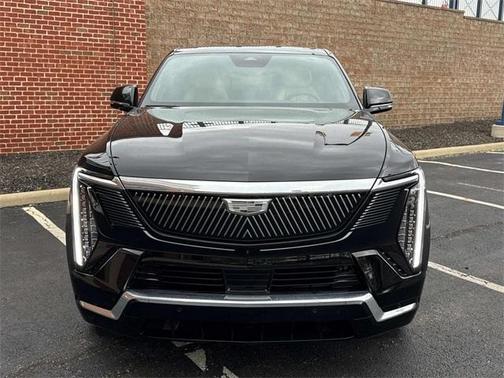 2025 Cadillac Escalade IQ Luxury