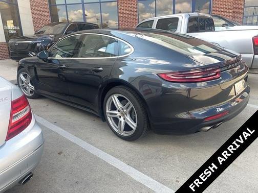2018 Porsche Panamera 4S