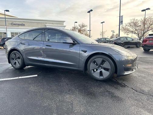 Gray 2023 Tesla Model 3 Long Range