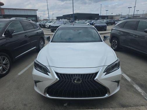 2024 Lexus ES 350 Ultra Luxury