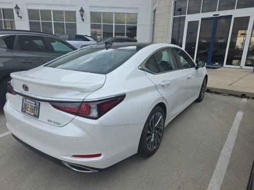 2024 Lexus ES 350 Ultra Luxury