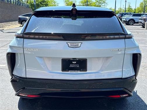 2025 Cadillac LYRIQ Sport