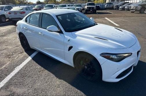 2018 Alfa Romeo Giulia Quadrifoglio