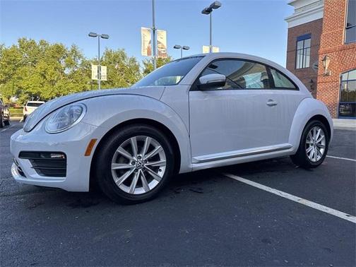 2018 Volkswagen Beetle 2.0T S