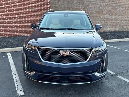 2025 Cadillac XT6 Premium Luxury AWD