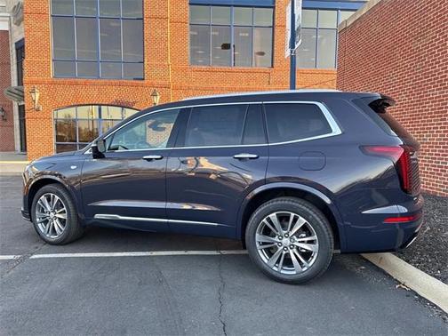 2025 Cadillac XT6 Premium Luxury AWD