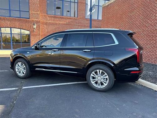 2025 Cadillac XT6 Luxury AWD