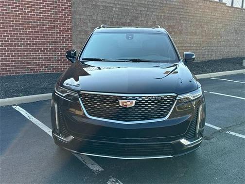 2025 Cadillac XT6 Luxury AWD