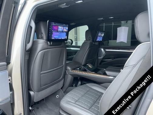 2025 Cadillac Escalade ESV Sport Platinum