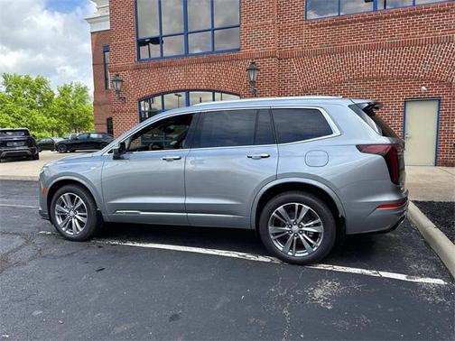 2025 Cadillac XT6 Premium Luxury AWD