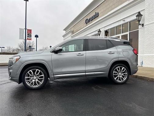 2024 GMC Terrain Denali