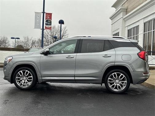 2024 GMC Terrain Denali