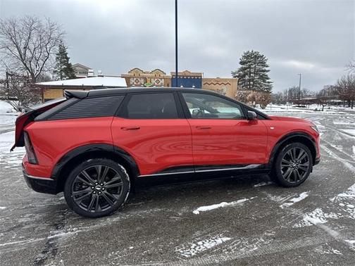 2026 Cadillac OPTIQ Premium Sport