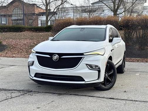 2023 Buick Enclave Essence