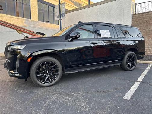 2023 Cadillac Escalade ESV Sport