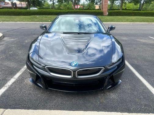 Sophisto Gray Metallic 2019 BMW i8 Base
