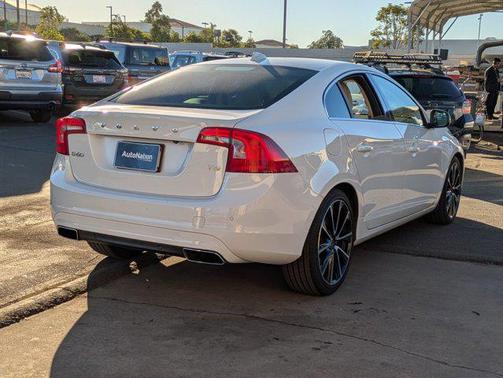 2016 Volvo S60 T5 Drive-E Premier