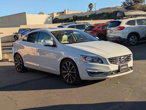 2016 Volvo S60 T5 Drive-E Premier