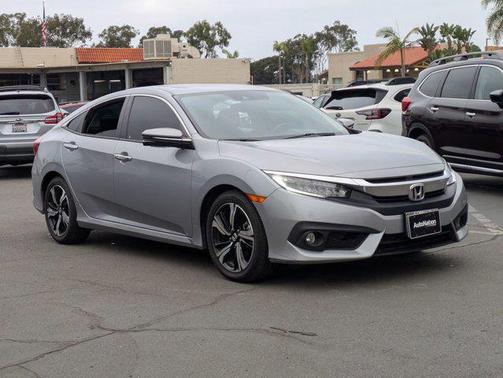2017 Honda Civic Touring