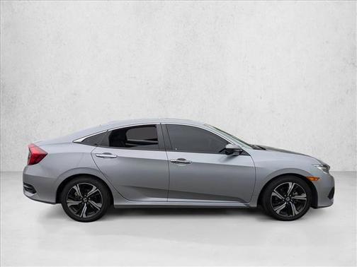 2017 Honda Civic Touring