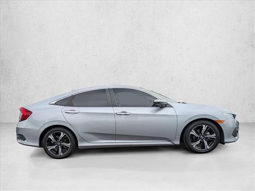 2017 Honda Civic Touring