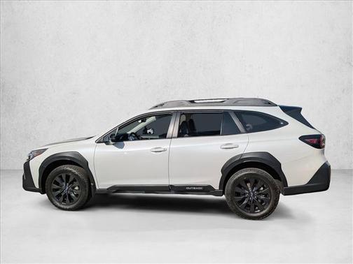 Crystal White Pearl 2024 Subaru Outback Onyx Edition