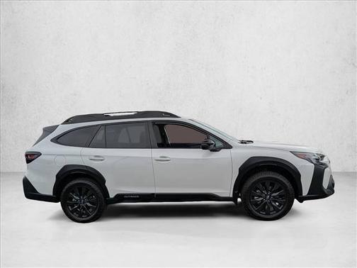 Crystal White Pearl 2024 Subaru Outback Onyx Edition
