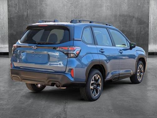 2025 Subaru Forester Base
