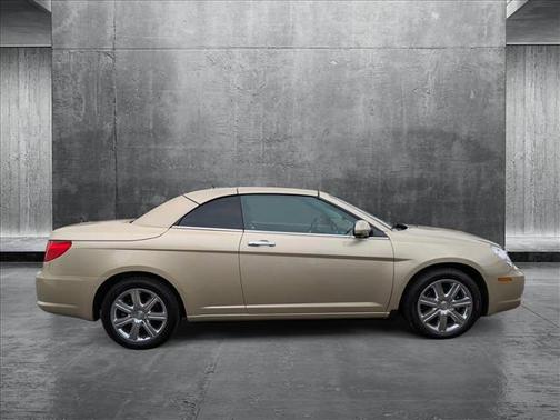 2010 Chrysler Sebring Base