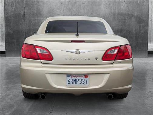 2010 Chrysler Sebring Base