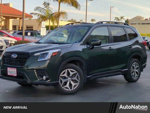 2022 Subaru Forester Premium