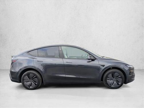 2026 Tesla Model Y Long Range Dual Motor All-Wheel Drive