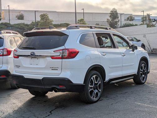 Crystal White Pearl 2023 Subaru Ascent Touring 7-Passenger