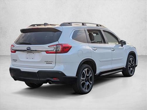 Crystal White Pearl 2023 Subaru Ascent Touring 7-Passenger