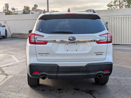Crystal White Pearl 2023 Subaru Ascent Touring 7-Passenger