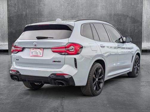 2023 BMW X3 M40i