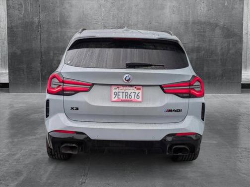2023 BMW X3 M40i