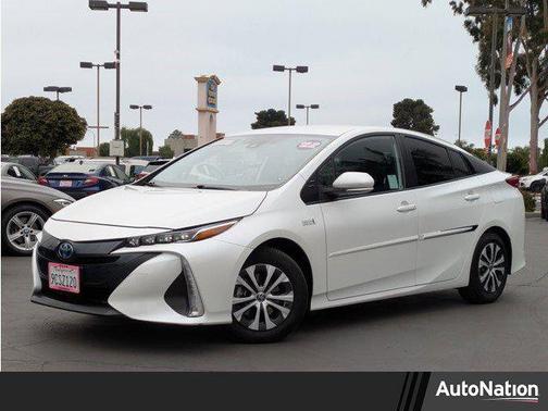 2022 Toyota Prius Prime XLE
