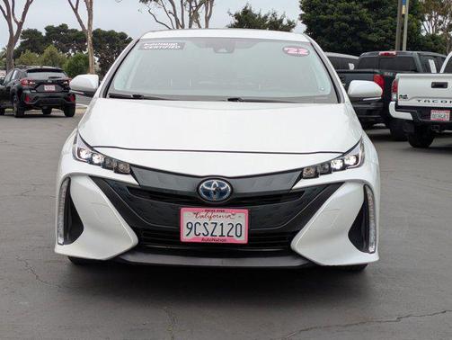 2022 Toyota Prius Prime XLE
