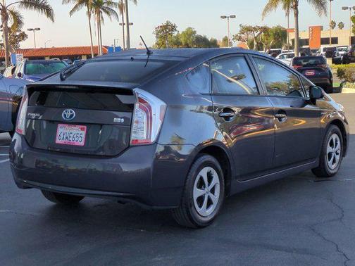 2012 Toyota Prius Two