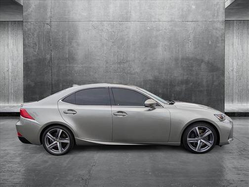 2018 Lexus IS 300 Base