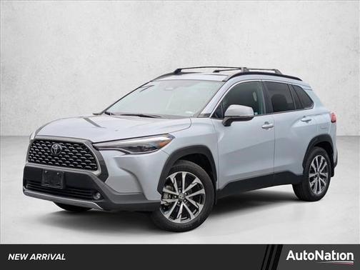 2024 Toyota Corolla Cross XLE