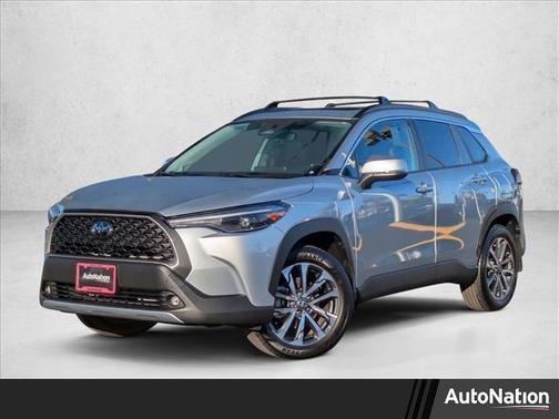2024 Toyota Corolla Cross XLE
