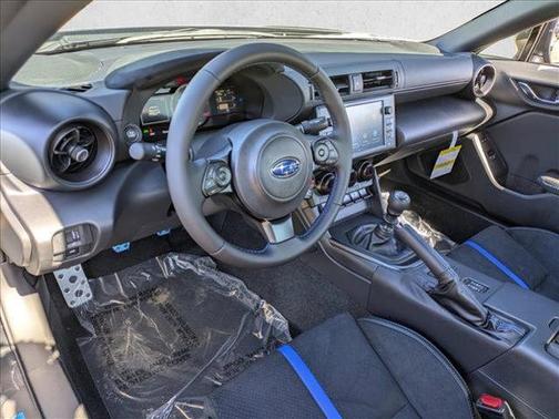 2025 Subaru BRZ tS