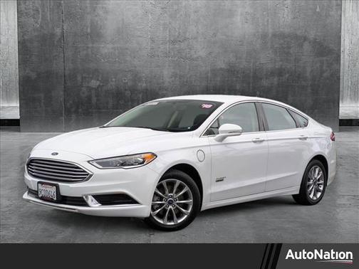 2018 Ford Fusion Energi SE Luxury