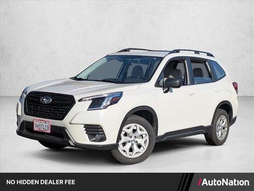 Crystal White Pearl 2023 Subaru Forester Base