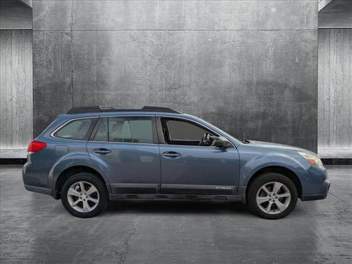 2014 Subaru Outback 2.5i