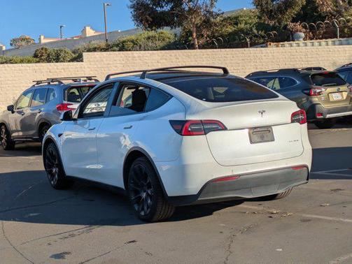 2021 Tesla Model Y Long Range Dual Motor All-Wheel Drive