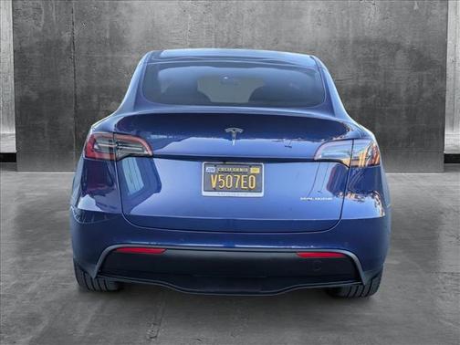 2021 Tesla Model Y Long Range Dual Motor All-Wheel Drive